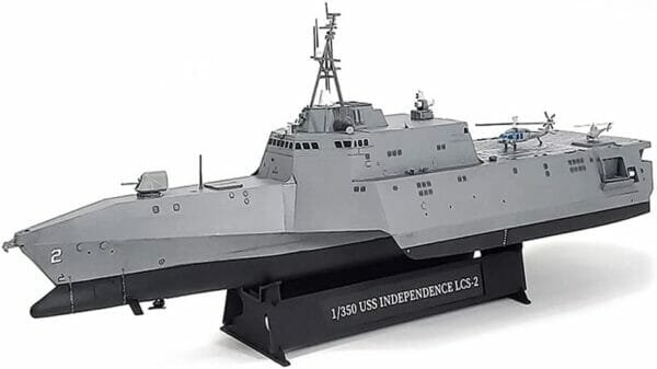 Academy Hobby Model Kit 1/350 USS Independence LCS-2 14407