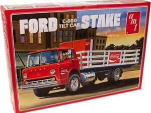 AMT Ford C600 Stake Bed w-Coca-Cola Machines 1:25 Scale Model Kit