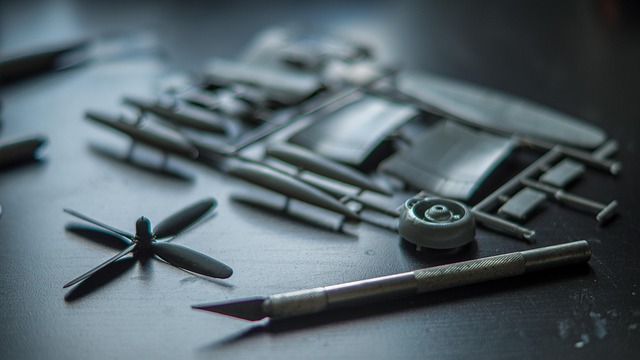 plastic model starter kit